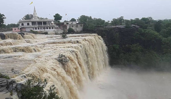 Pawa waterfall Shivpuri