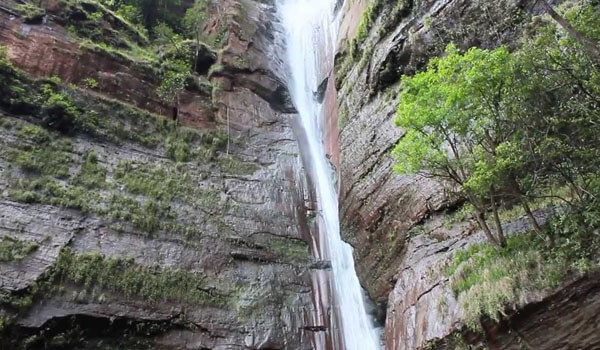 Rajat Prapat waterfall Pachmarhi